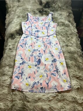 Sleeveless Pink Floral Casual Day Dress with Navy Trim